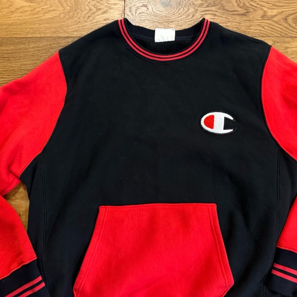 Champion sweatshirt.Size L. Excellent condition. - Picture 2 of 5